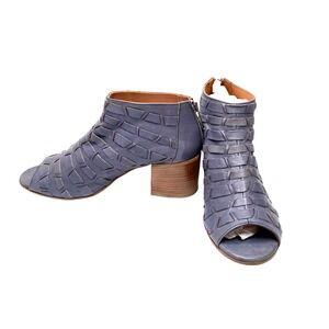 NWOT SUNDANCE Ankle Bootie‎ 39 Italian Leather Peep Toe Blue Boho Cottage Casual